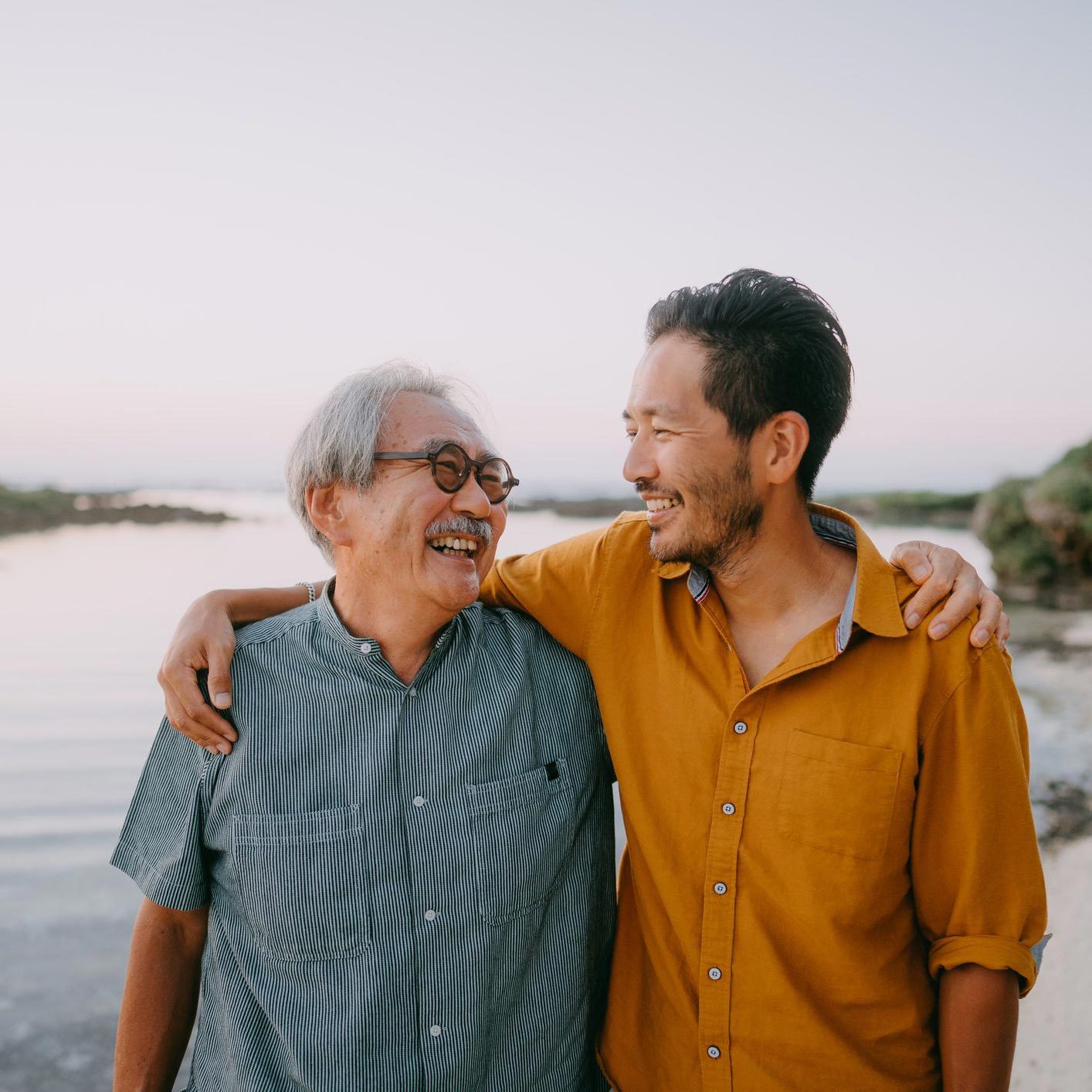 New Study: If You Notice This When You Walk, It Could Be a Sign of Dementia